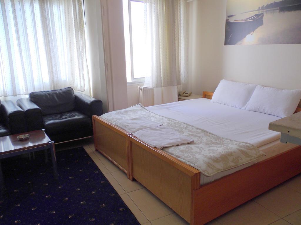 Caylan Hotel İzmir Bilik gambar