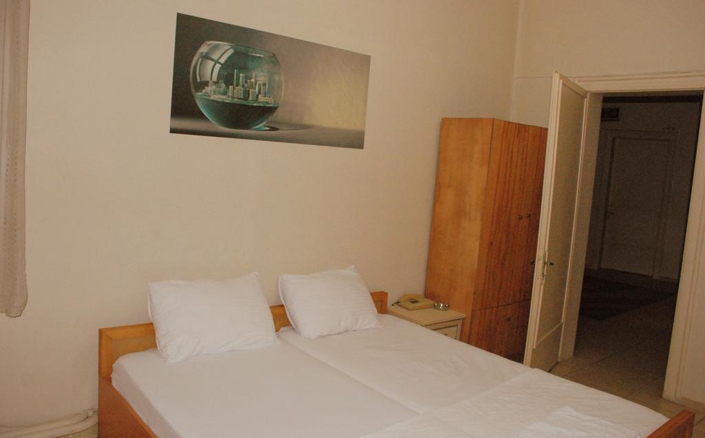 Caylan Hotel İzmir Bilik gambar